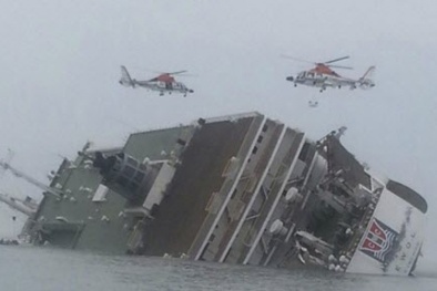 Tin mới nhất vụ chìm phà chở 474 người ở Hàn Quốc